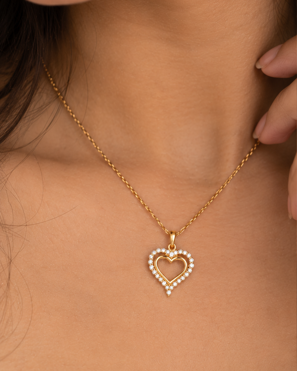 Elegant Heart Crystal Pendant Necklace (Anti Tarnish)