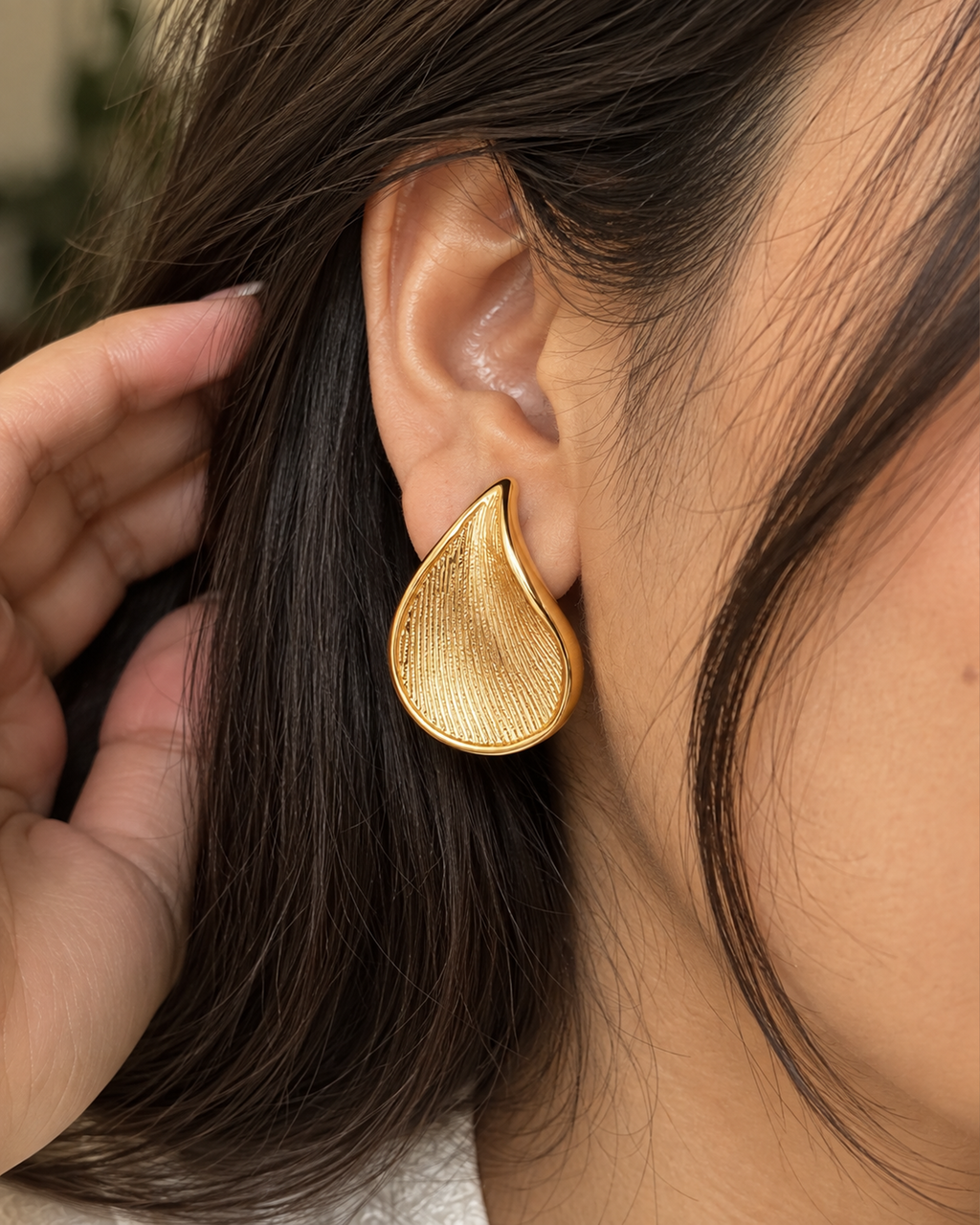 Textured Teardrop Earrings (Anti Tarnish)