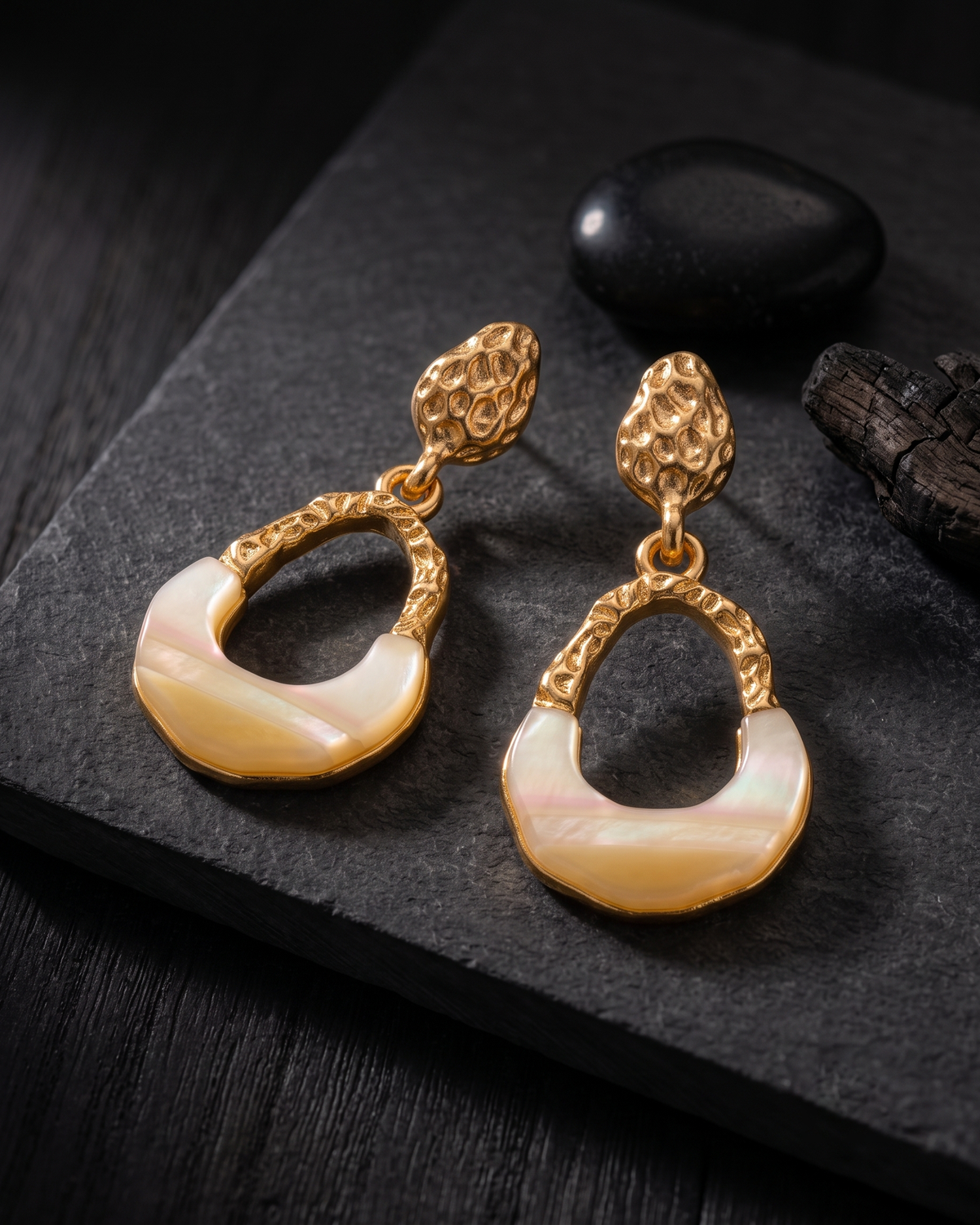 Pearl Arch Earring