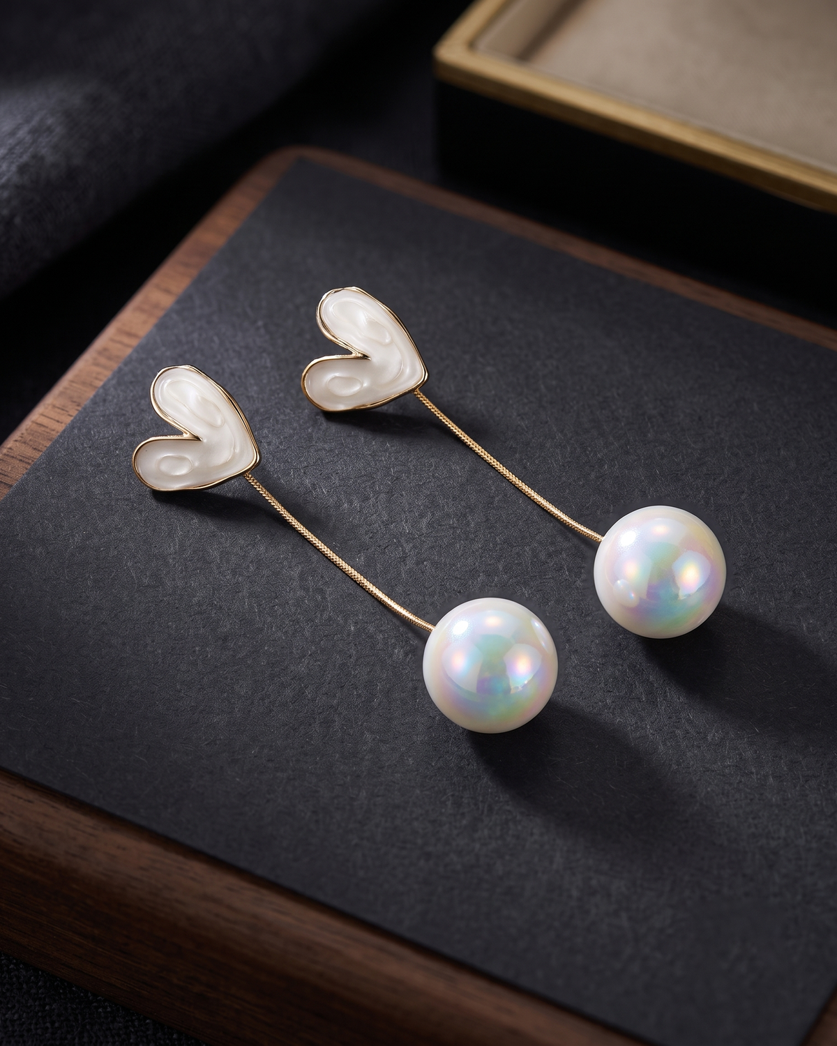Pearl Heart Earring