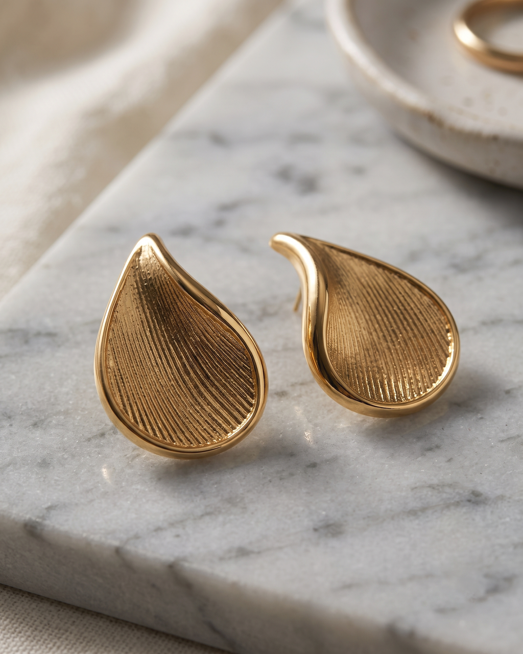 Textured Teardrop Earrings (Anti Tarnish)