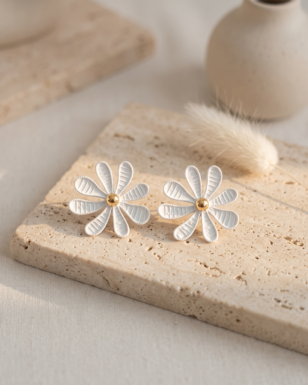 White Daisy Flower Stud Earrings