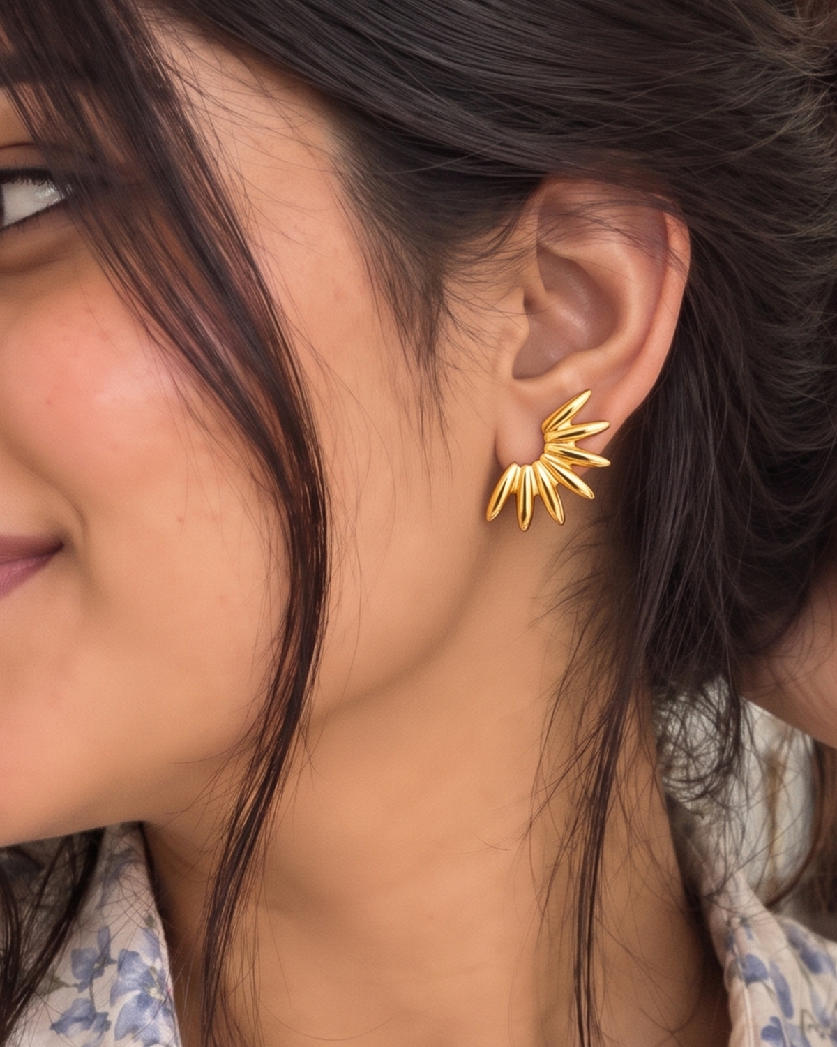 Golden Sunburst Leaf Stud Earrings (Anti Tarnish)