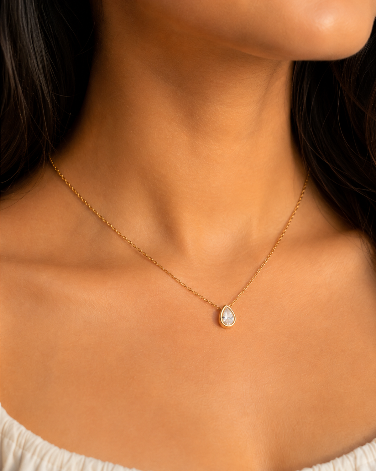 Teardrop Crystal Necklace (Anti Tarnish)