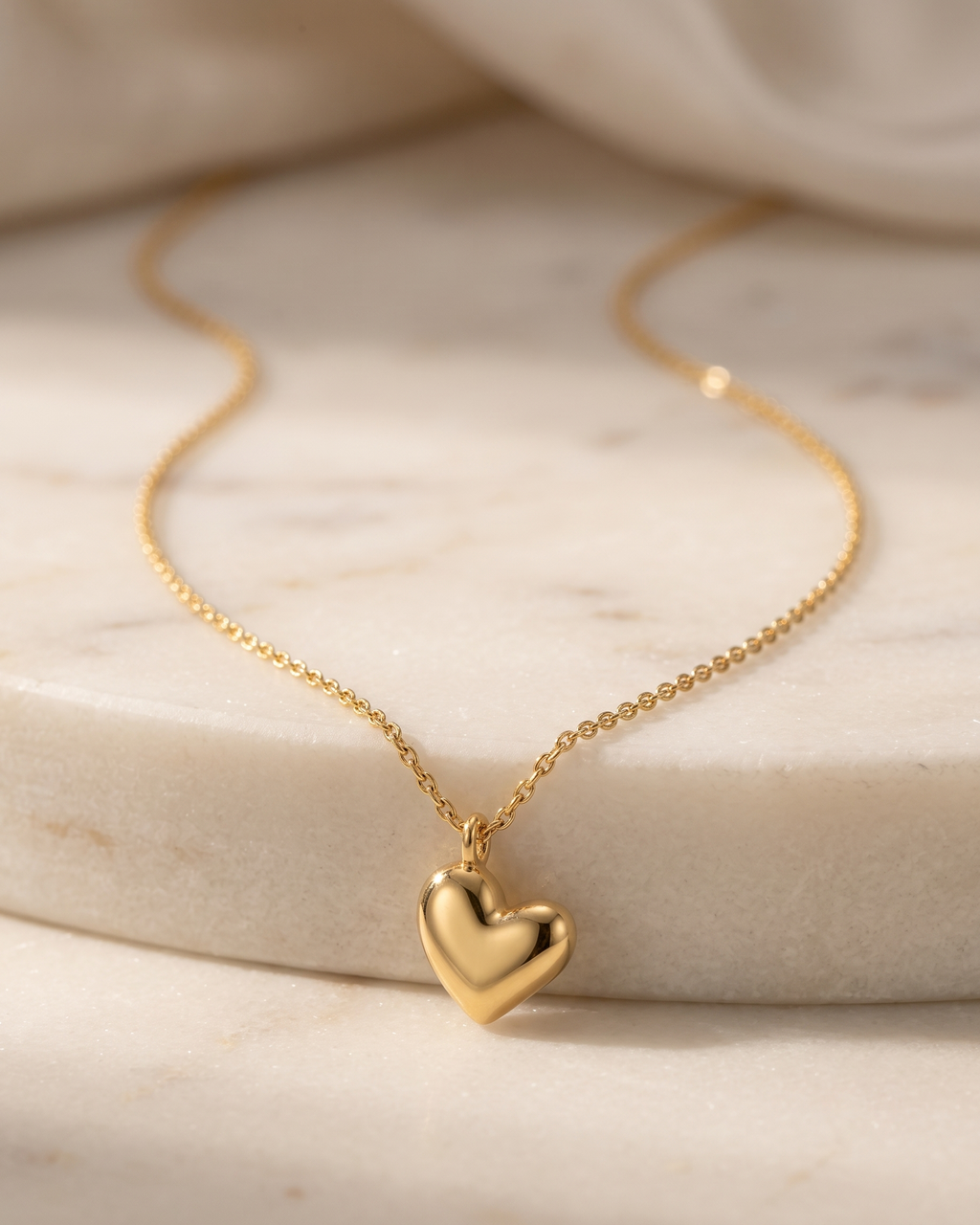 Classic Heart Necklace (Anti Tarnish)