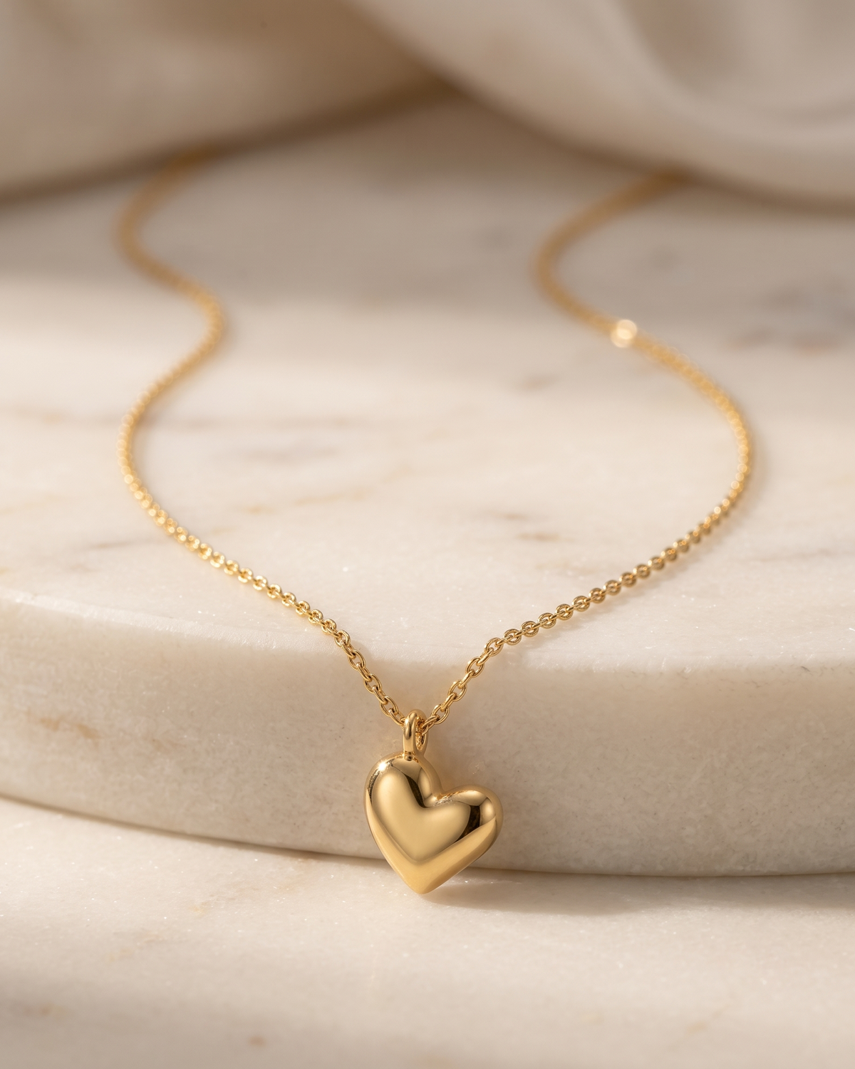 Classic Heart Necklace (Anti Tarnish)