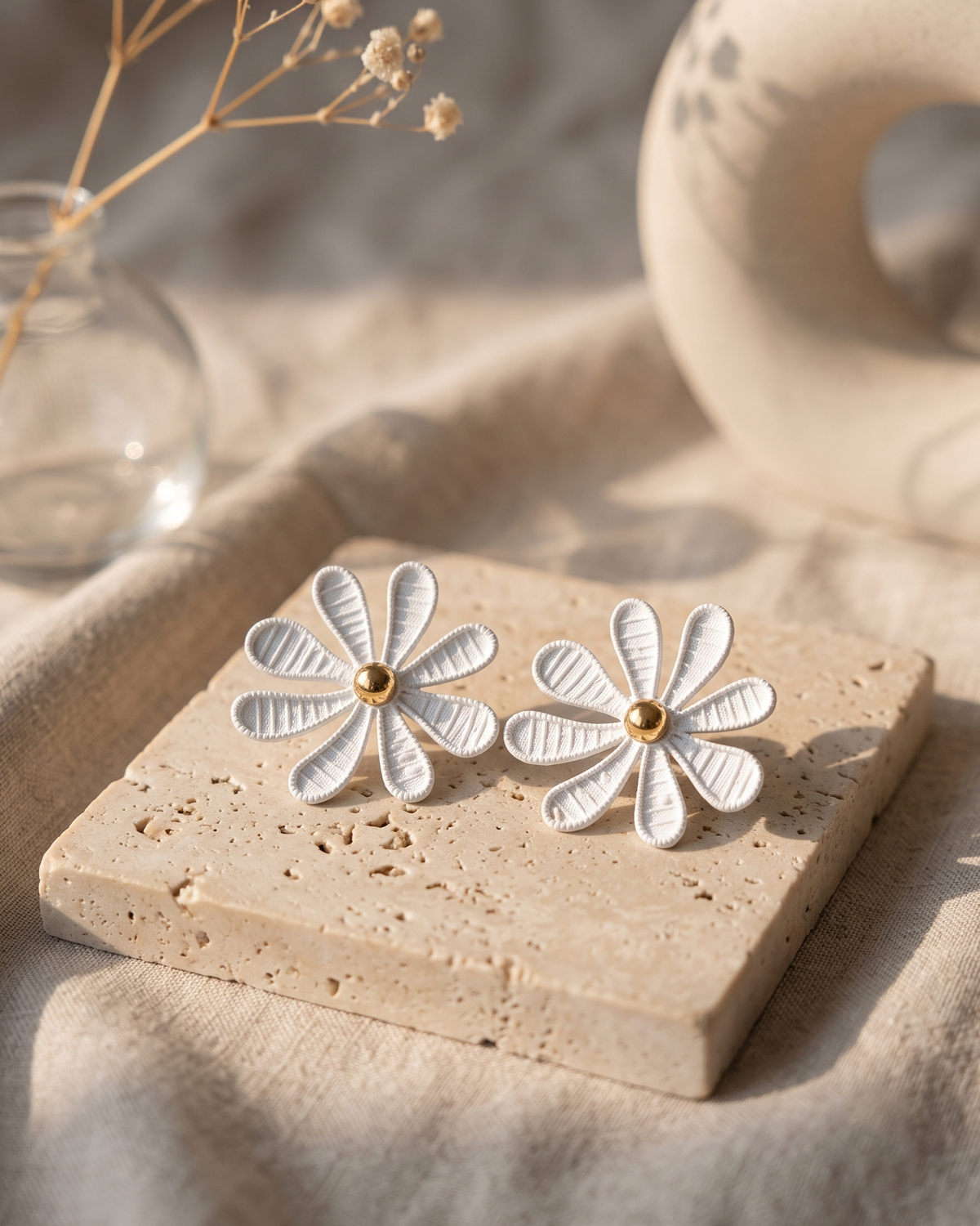White Daisy Flower Stud Earrings
